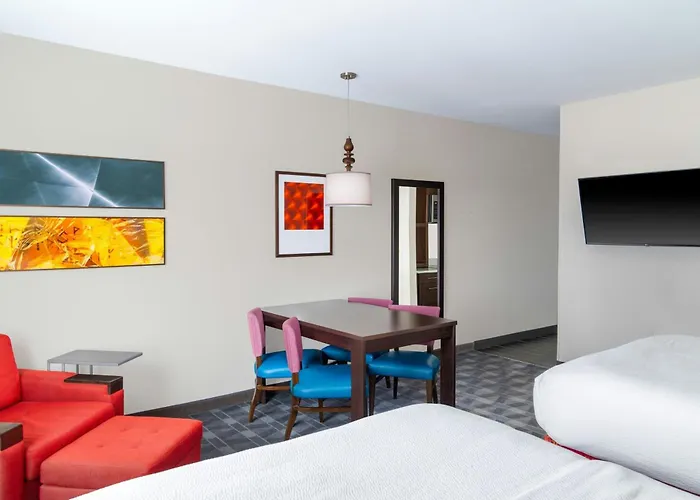Towneplace Suites By Marriott Detroit Allen Park